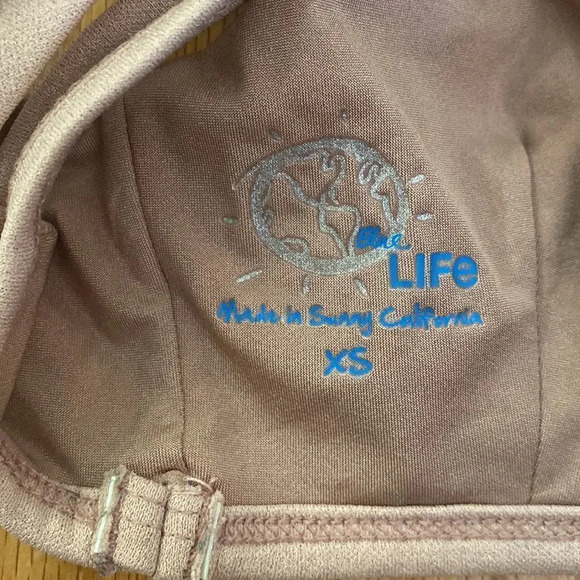 BLUE Life bikini top nude size XS great pre owned condition strappy - Picture 4 of 4